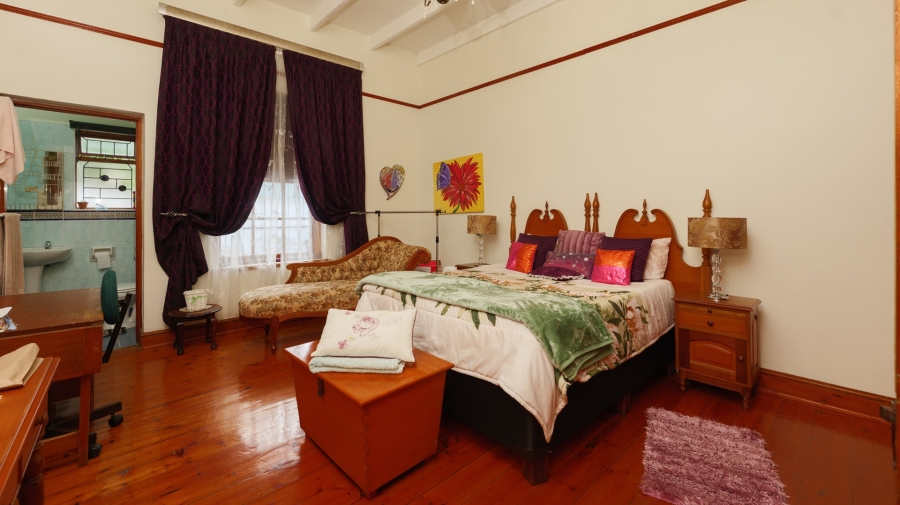 5 Bedroom Property for Sale in Bredasdorp Western Cape